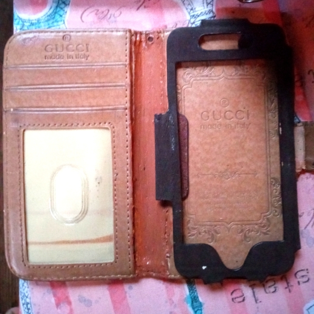 Gucci phone case / wallet - Picture 2 of 8